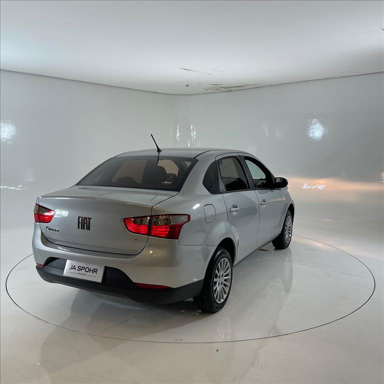 FIAT GRAND SIENA 1.4 MPI ATTRACTIVE 8V FLEX 4P MANUAL